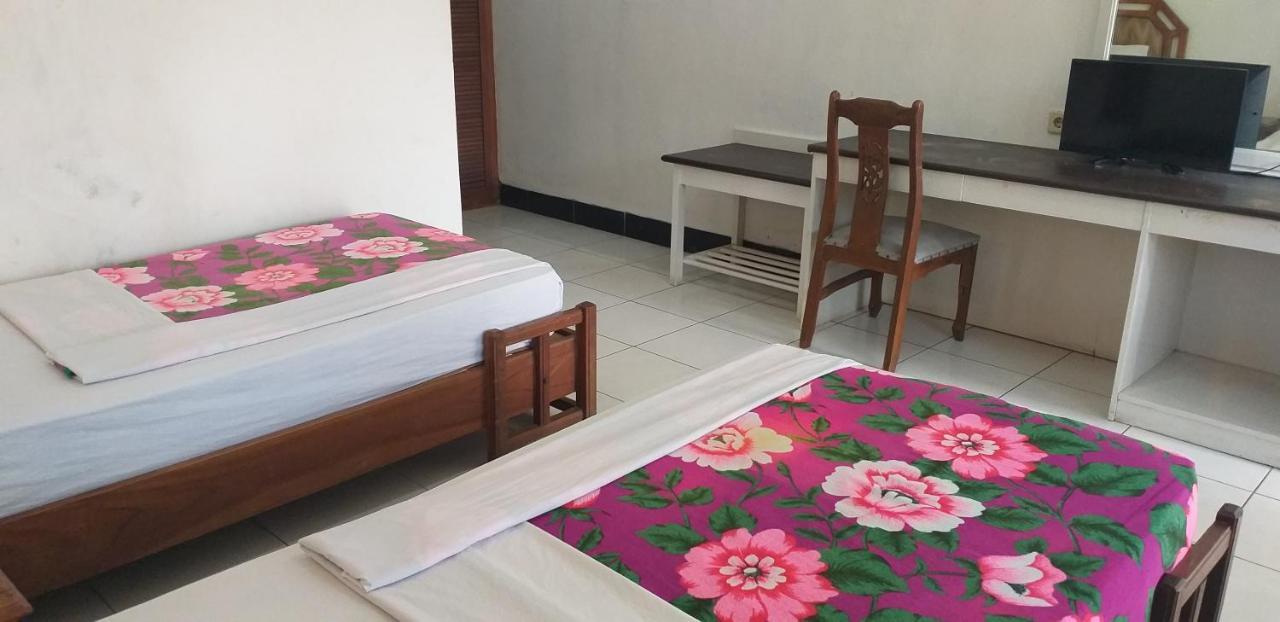 Intan Hotel Purwakarta Dış mekan fotoğraf