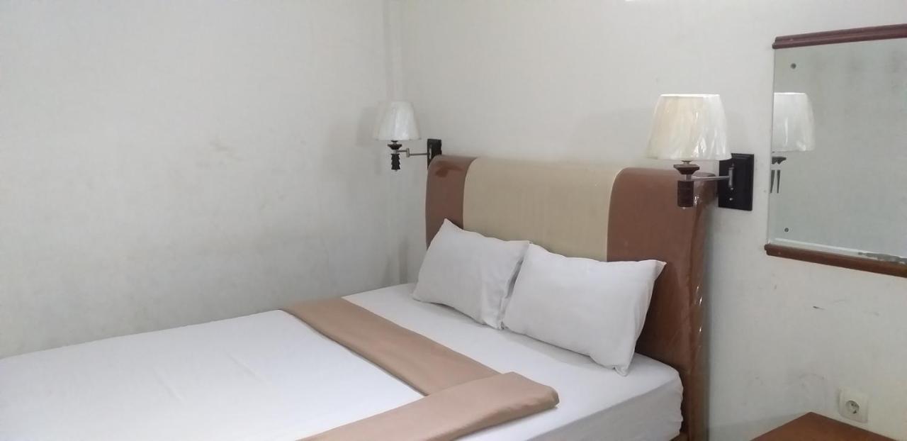 Intan Hotel Purwakarta Dış mekan fotoğraf