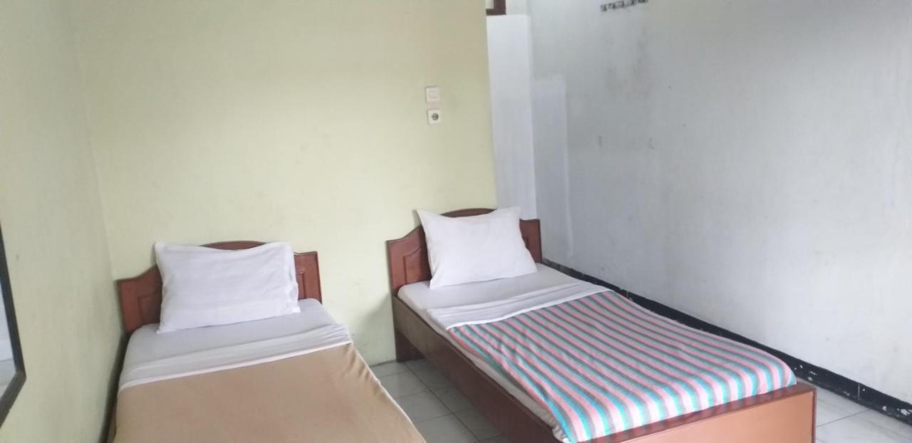 Intan Hotel Purwakarta Dış mekan fotoğraf