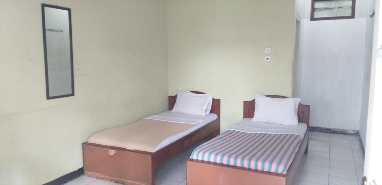 Intan Hotel Purwakarta Dış mekan fotoğraf