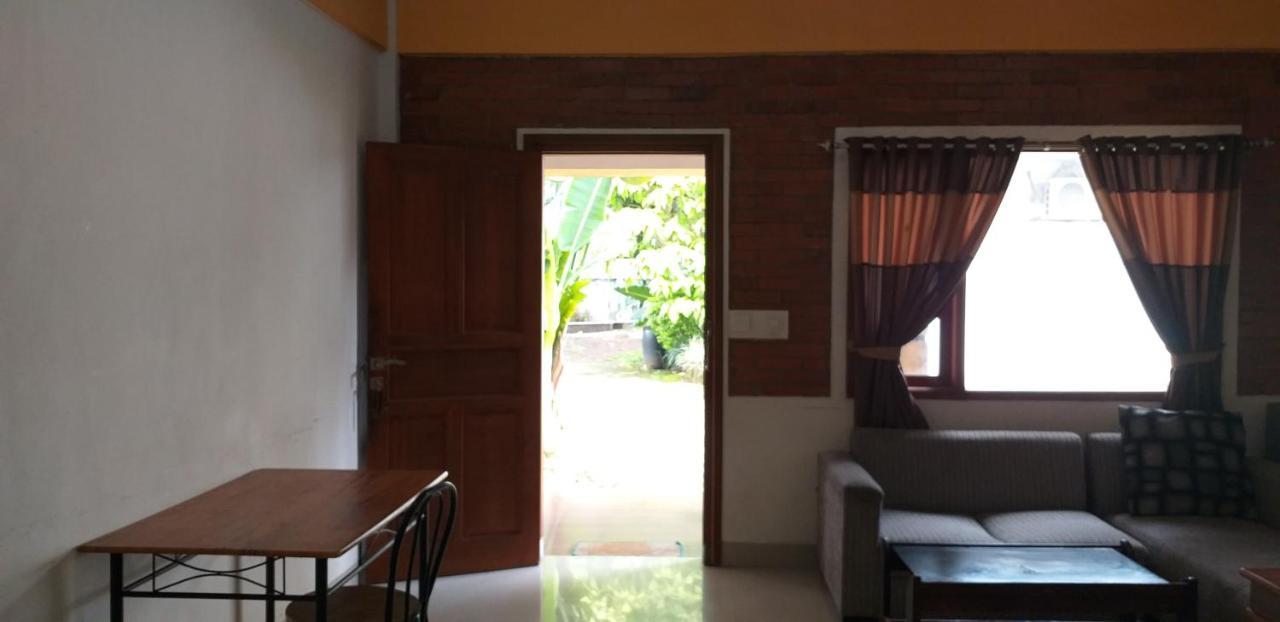Intan Hotel Purwakarta Dış mekan fotoğraf