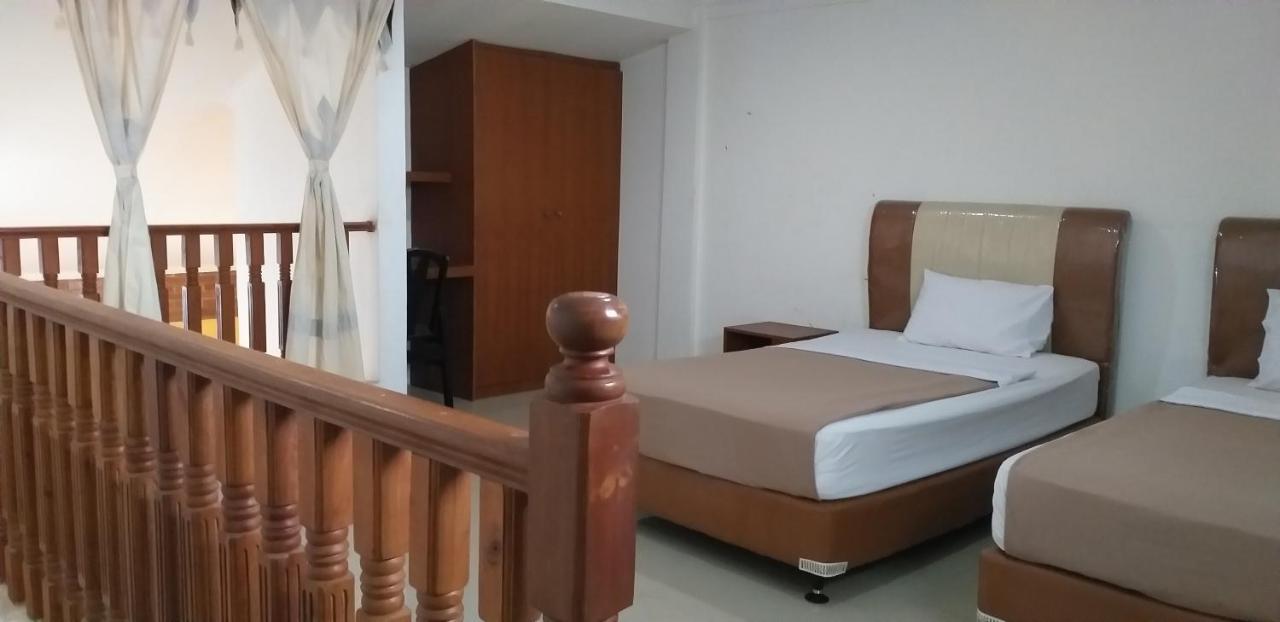 Intan Hotel Purwakarta Dış mekan fotoğraf